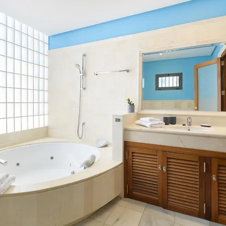 Hipoclub Villas, Faro Park 206 פלאיה בלנקה